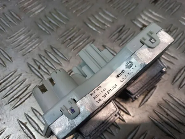 Blowerweerstand BMW X6 E71 2009 image 2