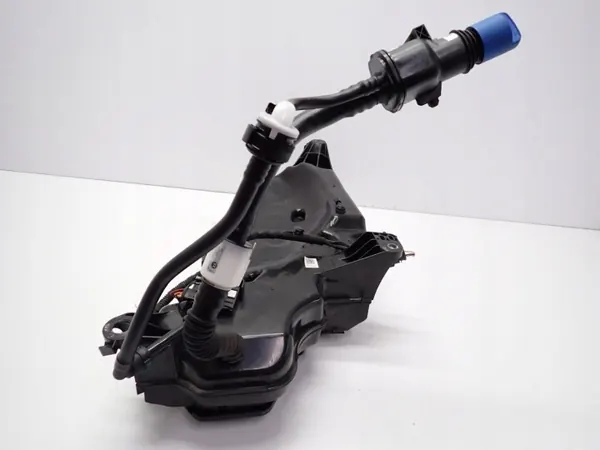 Réservoir AdBlue Pompe OEM 5Q0131969G image 3