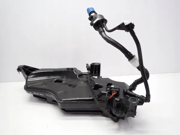 Réservoir AdBlue Pompe OEM 5Q0131969G image 4
