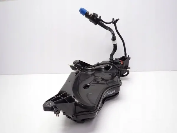 Réservoir AdBlue Pompe OEM 5Q0131969G image 5