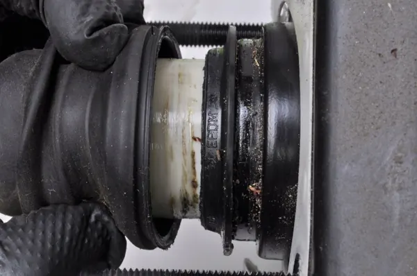 Volvo S40 V50 2.0D Jarruapupumppu OEM 6N51-2B195-CC image 4