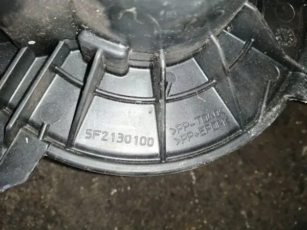 Núcleo de aquecimento OEM SF2130100 Renault Master III image 3