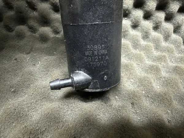 VOORRAAM WASSER POMP TOYOTA OE image 3