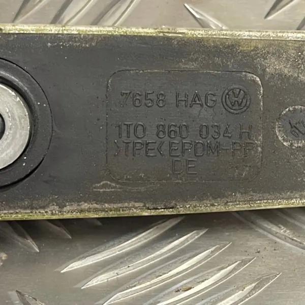 Dakraail rechterkant OEM 1T0860034H voor VW Touran image 3