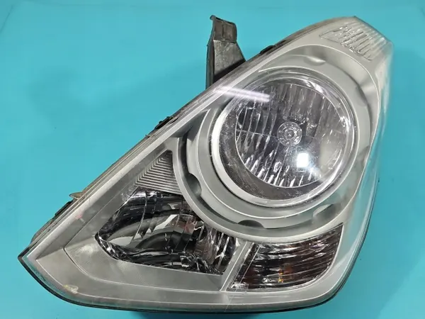Vasen ajovalo Hyundai H1 II OEM 92101-4H0 image 2