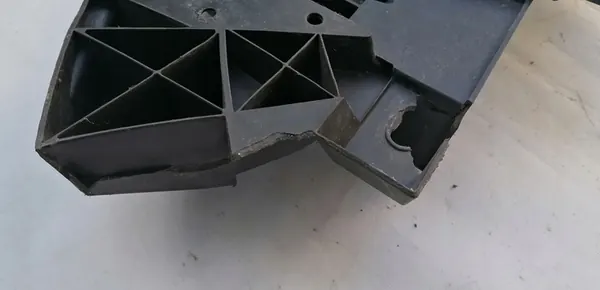 RENAULT MEGANE III 3 LIFT 2013 Motorplåt OEM 622355333R image 10