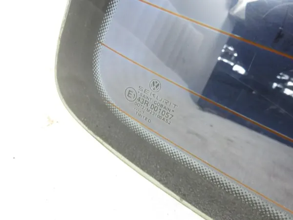 Vitre arrière de hayon d'occasion OEM SZYBA TYLNA VW PASSAT B5 FL KOMBI image 4