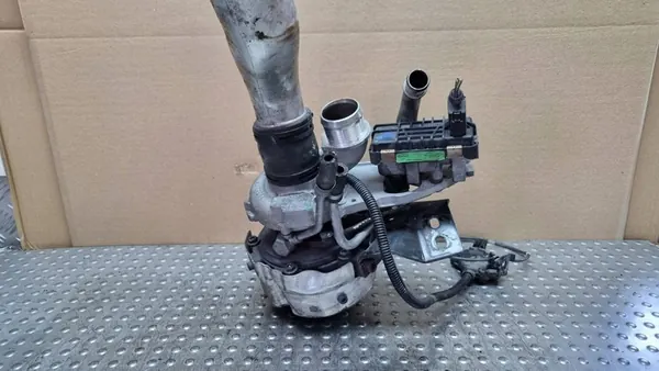 Audi OE 057145873N Turboaggregat image 2