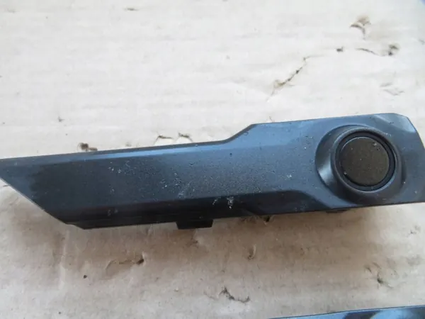 Einparkhilfe-Sensorhalter vorne OEM 31383829 Volvo XC90 image 4
