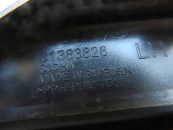 Einparkhilfe-Sensorhalter vorne OEM 31383829 Volvo XC90 image 8