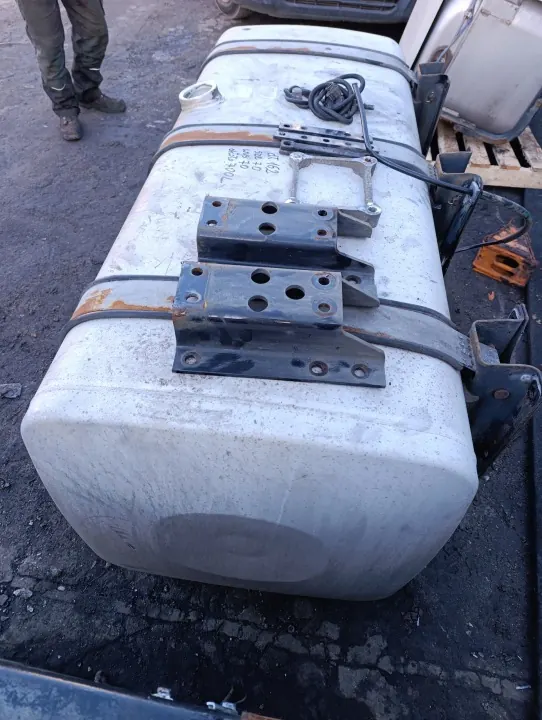 Tanque combustível MAN OEM 21-05-PO-019-AGS TGL LE2000 image 5