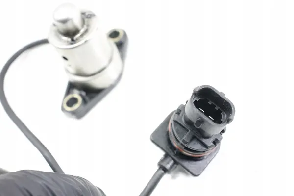 Öljyn tason anturi Opel Astra H 1.3 1.9 CDTI image 2