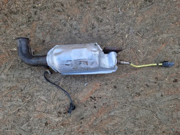 Katalysator OEM 9672883980 för Peugeot 208 image 2