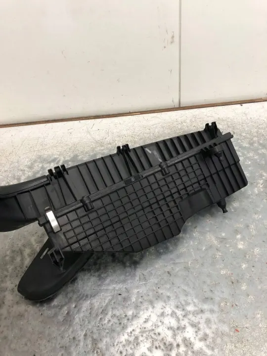 Luftfilterhus OEM A6260900201 för Mercedes W205 image 6