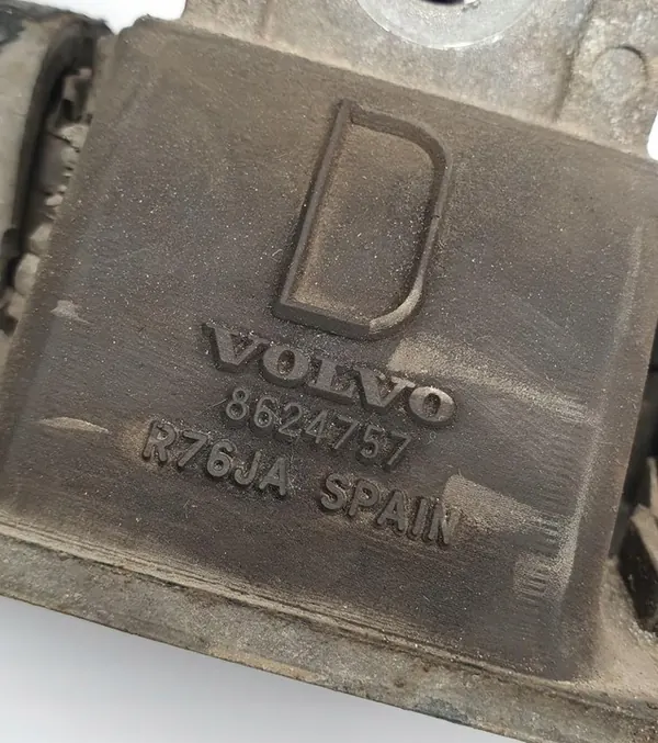 Soporte de motor Volvo V70 II 2.4 B 8624757 image 3