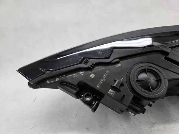 AUDI Q7 4M LIFT FAROL DIREITO LED 4M0941012B image 7