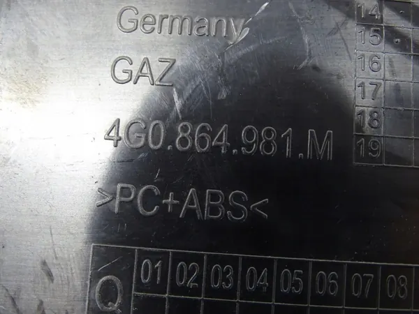 Audi A6 C7 Induktionsladeablage OEM 4G0864981M image 3
