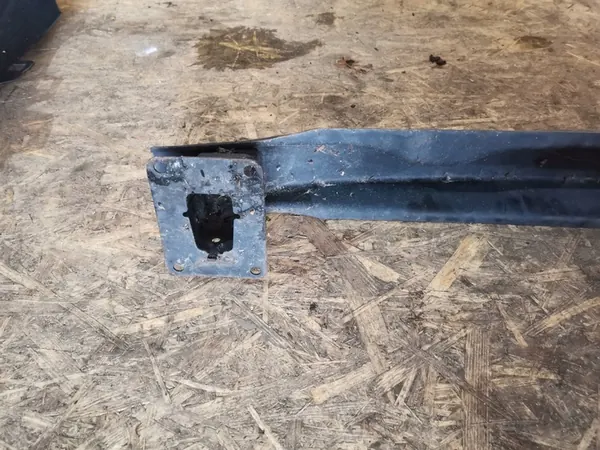 VW TIGUAN I 5N Takapuskurin Tuki 5N0807557 image 9