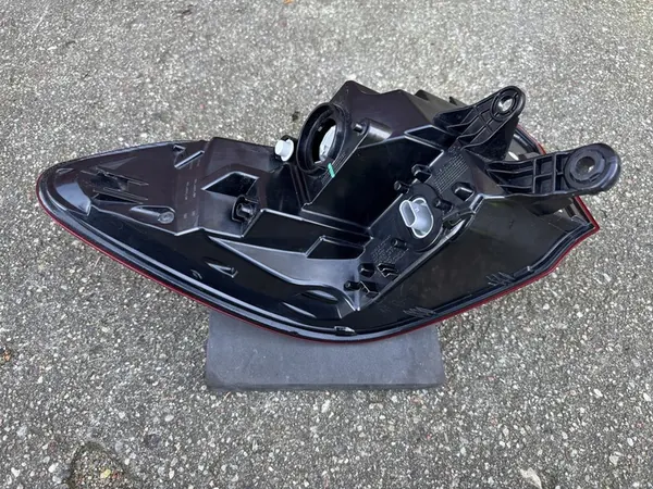 BMW X2 F39 17- Luz trasera derecha LED UE image 5