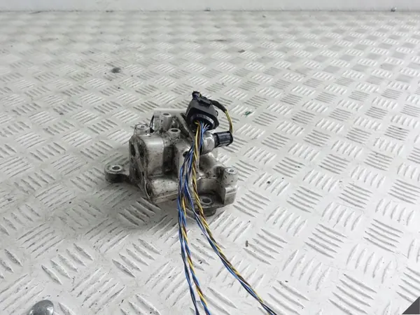 Porsche 7P5511853A Front-Magnetventil - Gebraucht image 3