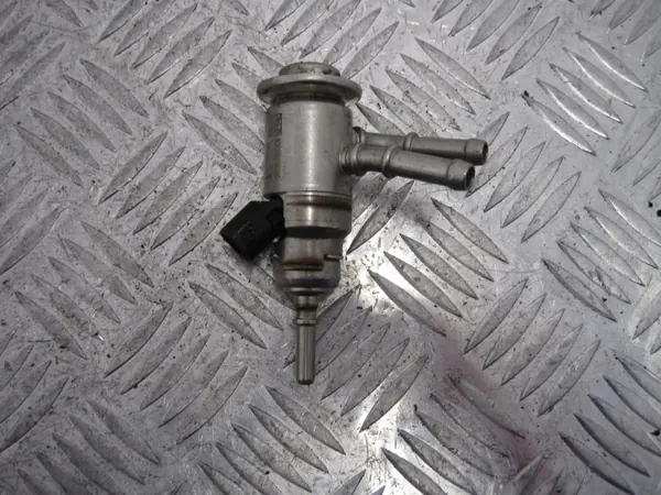 Injector AdBlue OEM 98452811780 para Peugeot 308/3008 image 2