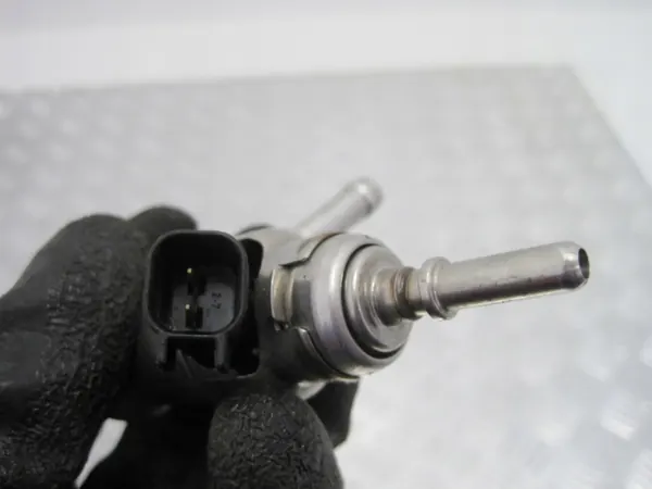 Injector AdBlue OEM 98452811780 para Peugeot 308/3008 image 3