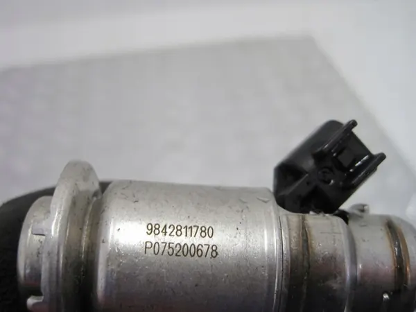 Injector AdBlue OEM 98452811780 para Peugeot 308/3008 image 4