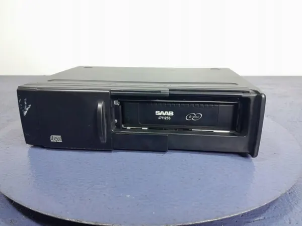 SAAB 9-5 I Leveur Changer CD OEM 5042585 image 3