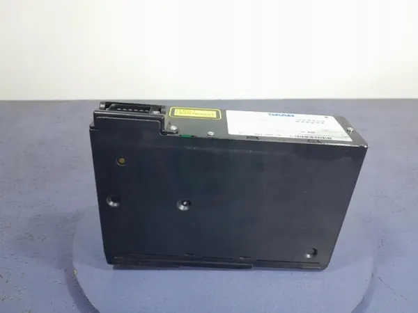 SAAB 9-5 I Leveur Changer CD OEM 5042585 image 8