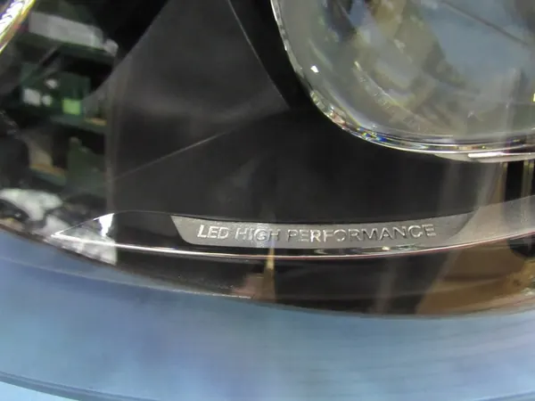 Linker Mercedes W213 Performance Pre-Facelift image 5