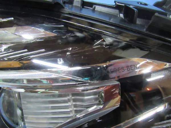 Linker Mercedes W213 Performance Pre-Facelift image 6