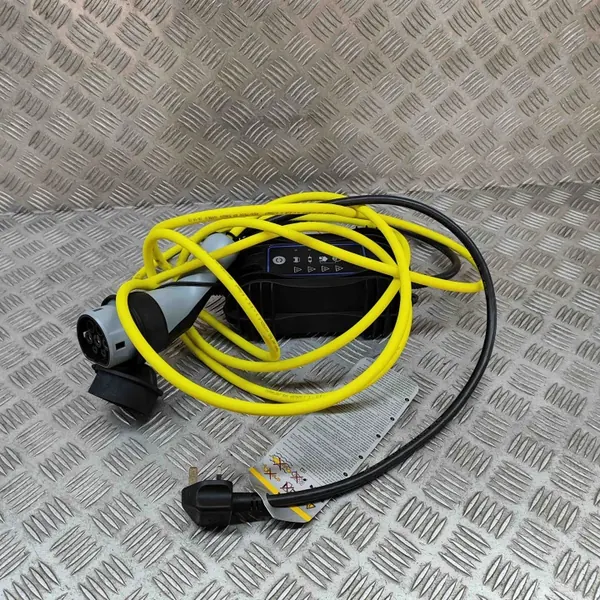 Câble de charge batterie VW OEM 22368722 Occasion image 2