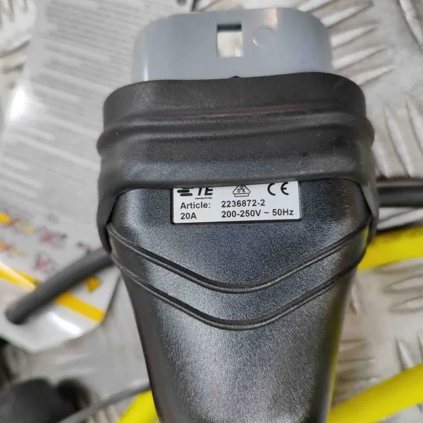 Câble de charge batterie VW OEM 22368722 Occasion image 10
