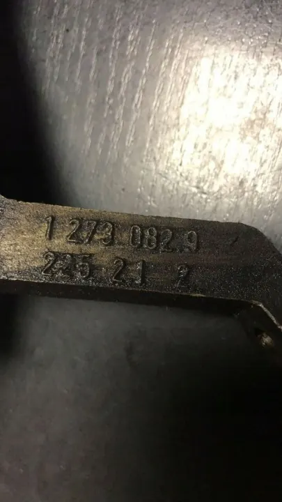 Gebruikte BMW oliepomp OEM 1273082 voor 3 E30 image 4