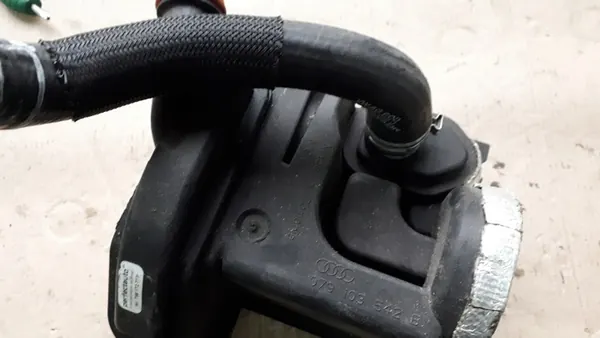 Öljyseparatori Audi S7 S6 4.0 TFSI image 3