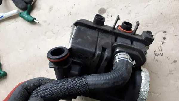 Öljyseparatori Audi S7 S6 4.0 TFSI image 5