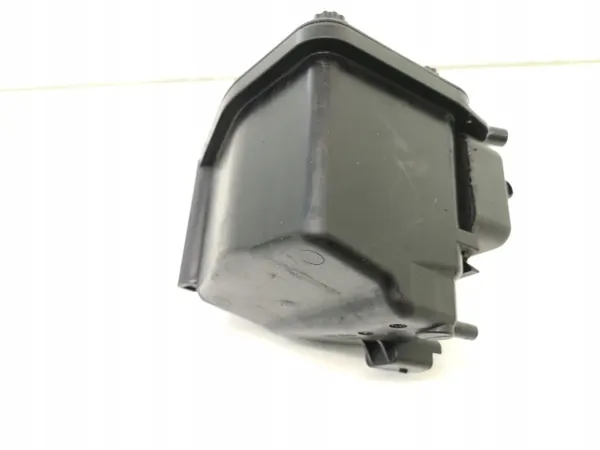 Brandstofffilter behuizing OEM 70512338 voor Ford Focus C-MAX image 4