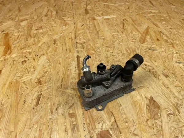 Vaihteistoöljynjäähdytin OEM A0995002500 Mercedes image 2