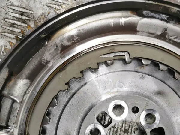 Volante Skoda Octavia Mk4 2024 OEM 04C105266H image 5