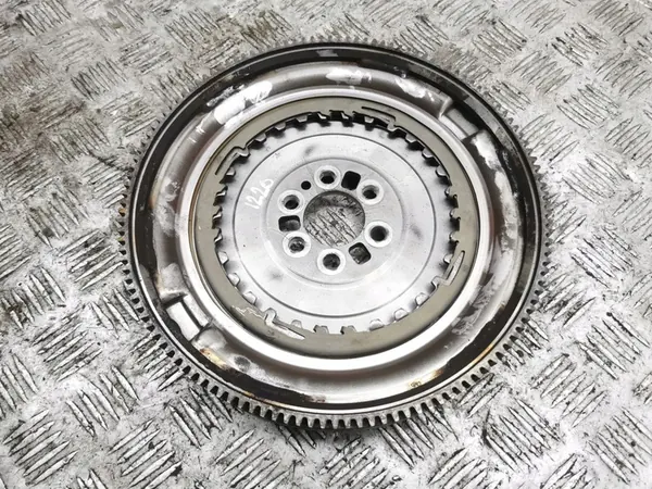 Volante Skoda Octavia Mk4 2024 OEM 04C105266H image 6