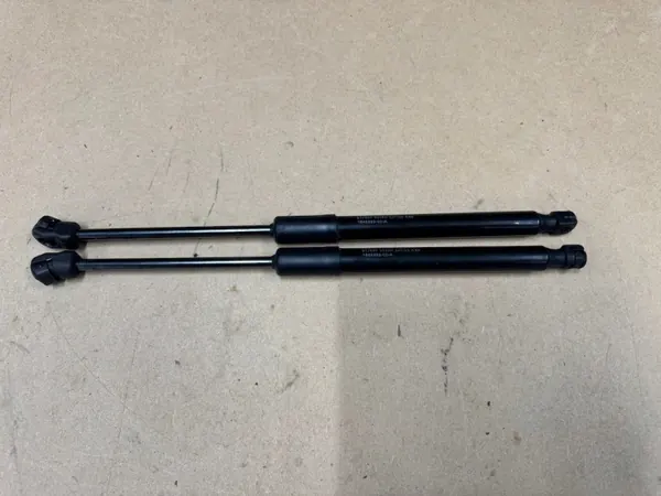 Tesla Model 3 Motorhaubenstütze OEM 1645989-00-A R+L image 2