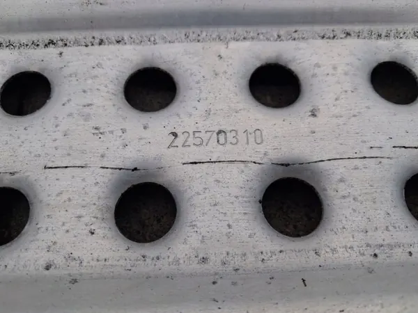 OEM 22570310 Frame treeplank afdekking voor trucks image 3