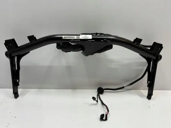 Crochet de remorquage VW Golf VIII OEM 5H9803881E - Occasion image 7