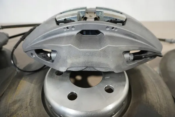 Bromsok Set OEM 6880075 för BMW G05 G06 G07 image 5