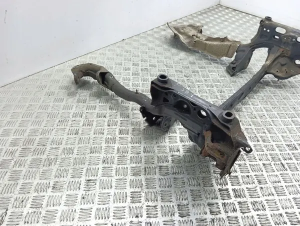 Audi A6 C7 Vorderer Hilfsrahmen OEM AMD78994 - Gebraucht image 4
