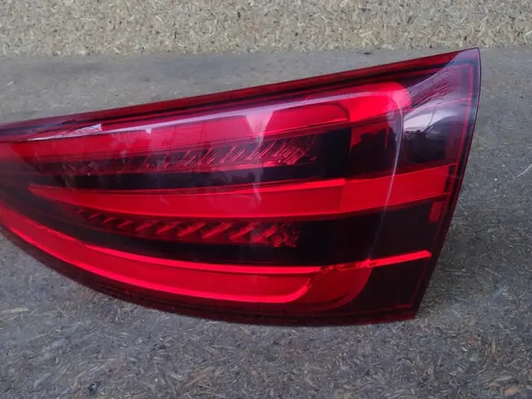 AUDI Q3 8U 11-14 Lámpara LED Trasera Derecha 8U0945094A image 10