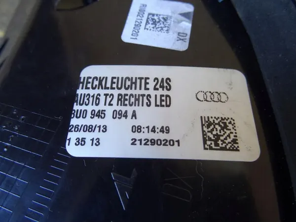 AUDI Q3 8U 11-14 Lámpara LED Trasera Derecha 8U0945094A image 6