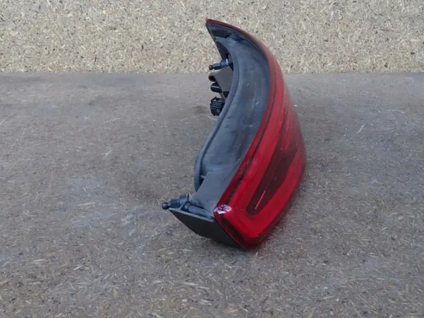 AUDI Q3 8U 11-14 Lámpara LED Trasera Derecha 8U0945094A image 9