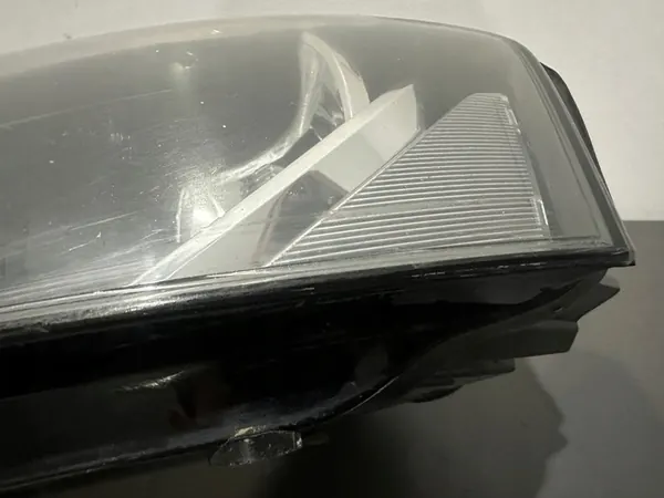 AUDI A3 8P LIFT FARO IZQUIERDO EUROPA 8P0941003BB image 5