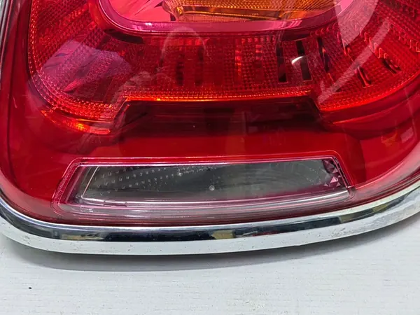 FIAT 500X Lámpara Trasera Derecha Cromo image 2